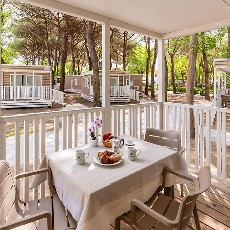 Hotiday Hotel apartamentowy 3*